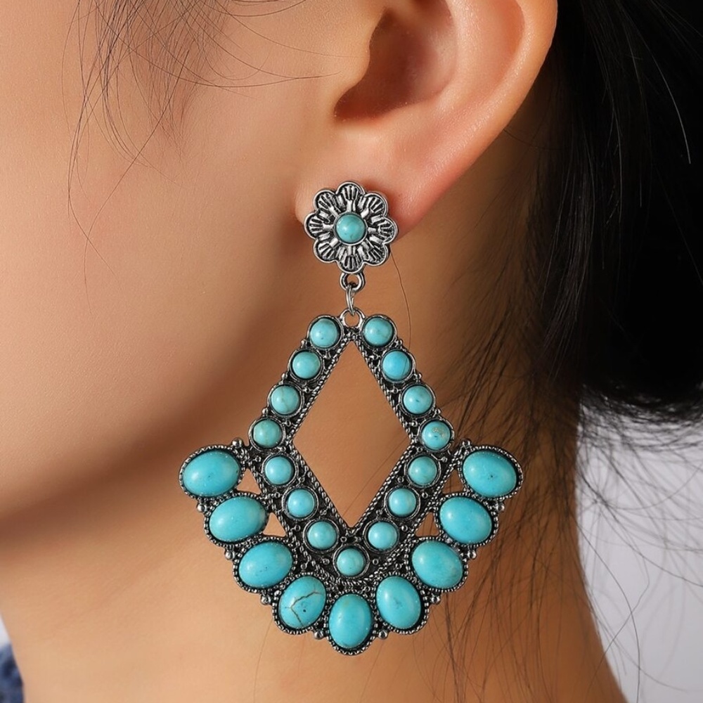 Vintage Western Turquoise Earrings new
